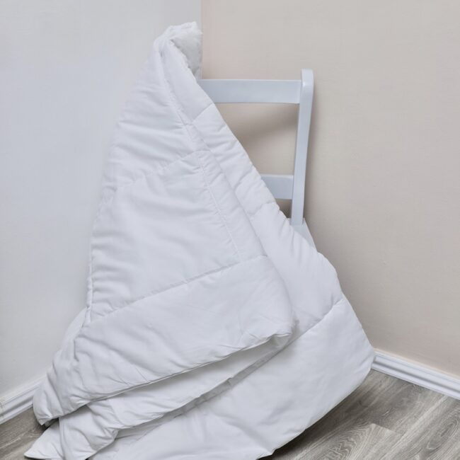Lightweight down alternative duvet – king & grand king sizes 1
