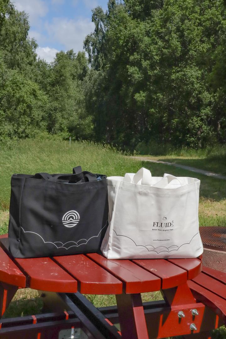 Tote bag