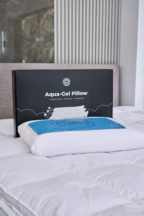 Aqua gel pillow open and boxed