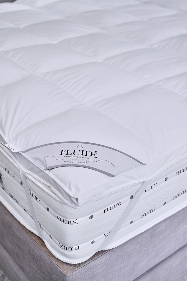 Dune Topper on Malmo mattress strapped